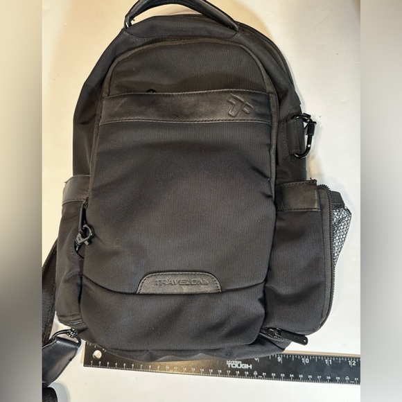 $110 EUC Black Travelon UNISEX Anti Theft Classic Plus Sling Backpack Bag UNISEX - Picture 7 of 13